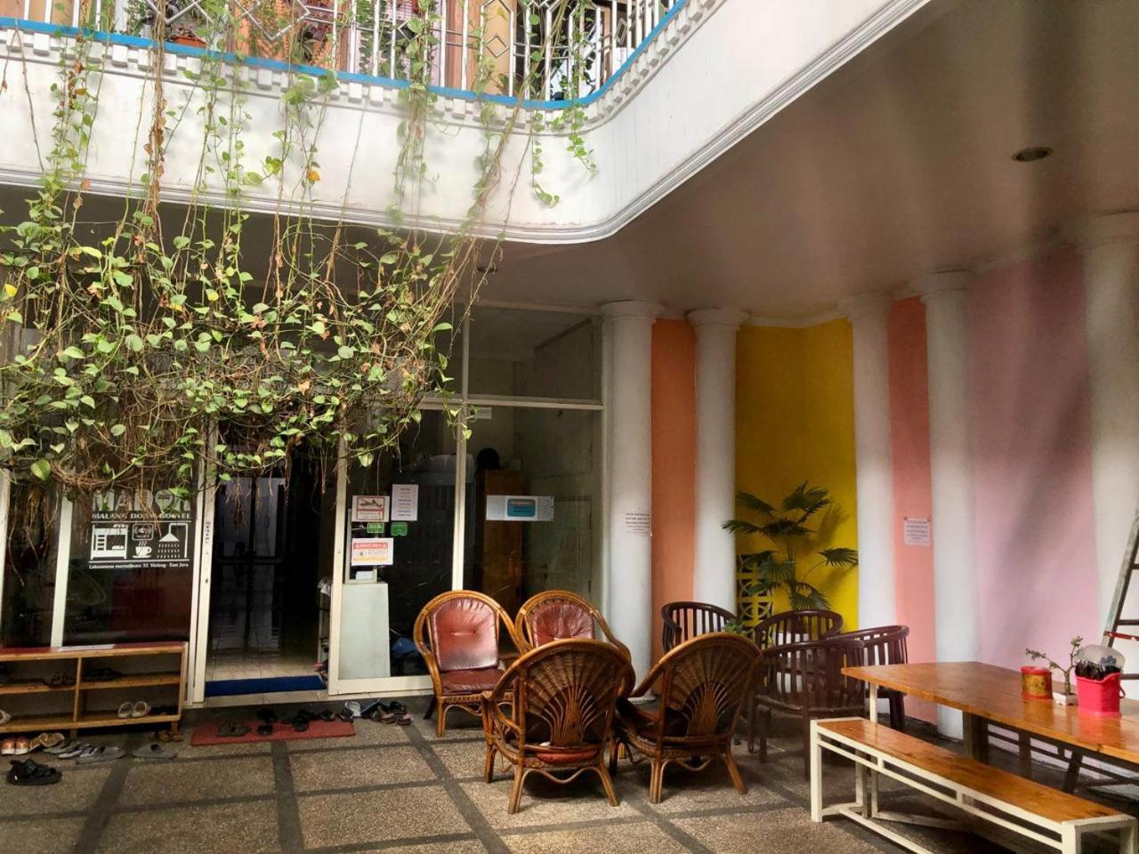 Mador Malang Dorm Hostel ภายนอก รูปภาพ